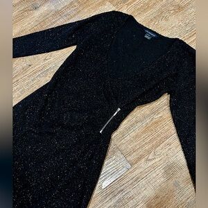 French Connection Black V-Neck Fitted Zipper Dress -  Women’s Size 6